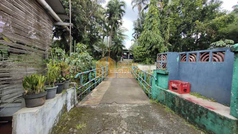 rumah jalan raya ciomas