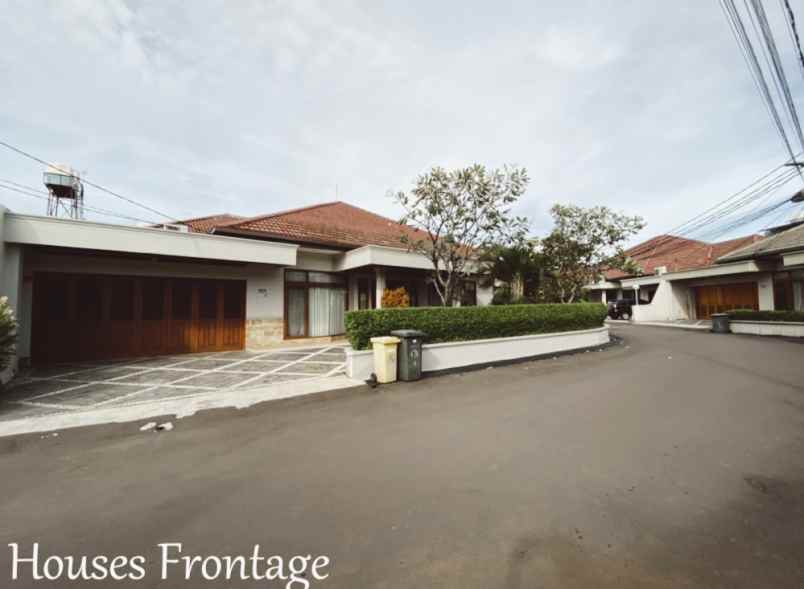 rumah jalan raya fatmawati cipete