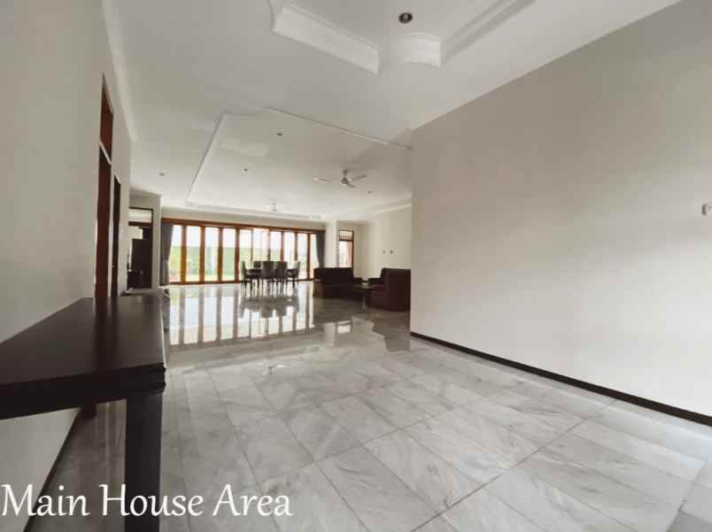 rumah jalan raya fatmawati cipete