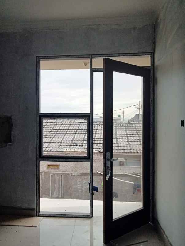 rumah jalan tanah tinggi