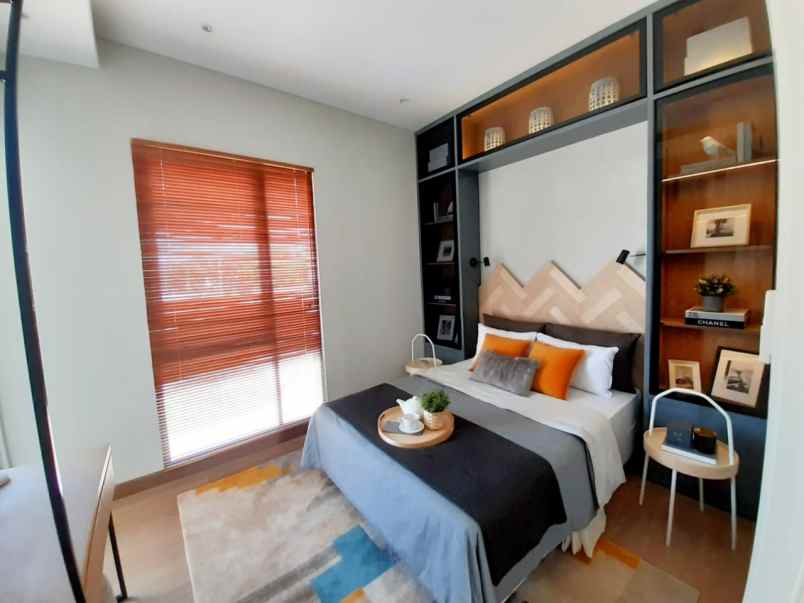 rumah jl purnawarman pisangan