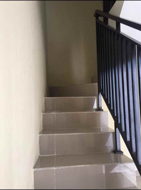 rumah jln raya khairul bariyah