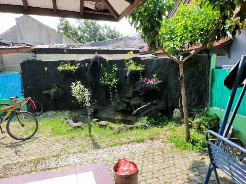 rumah jln srengseng sawah jagakarsa