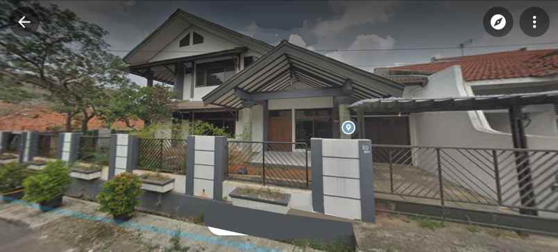 Rumah Dalam Komplek Kaveling Pemda Posisi Hook Di Karawaci Tangerang