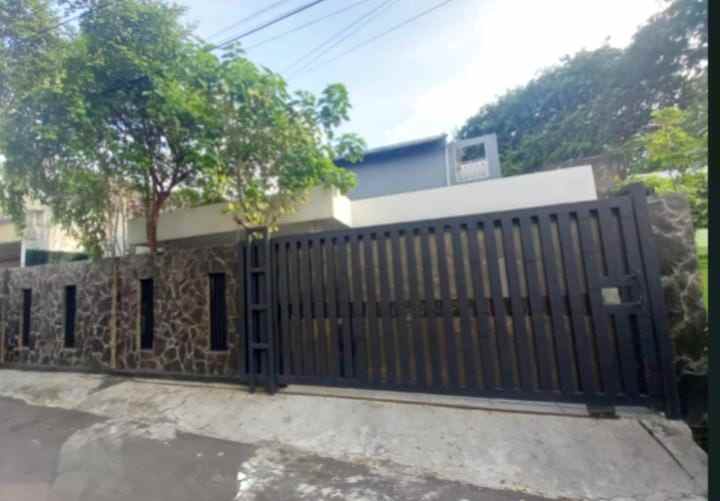 rumah keren di perumnas klender duren sawit