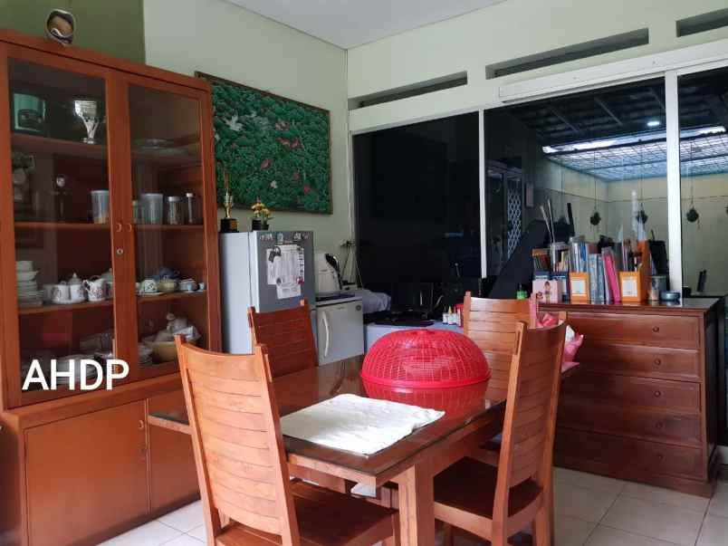 rumah komplek batununggal indah