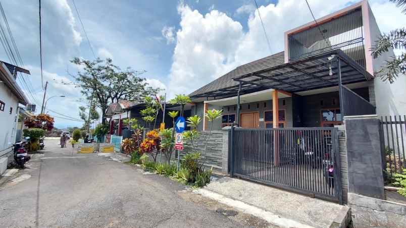 rumah komplek cibabat cimahi 2 carpot hadap timur