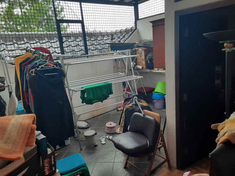 rumah komplek cibabat cimahi taman besar posisi hook