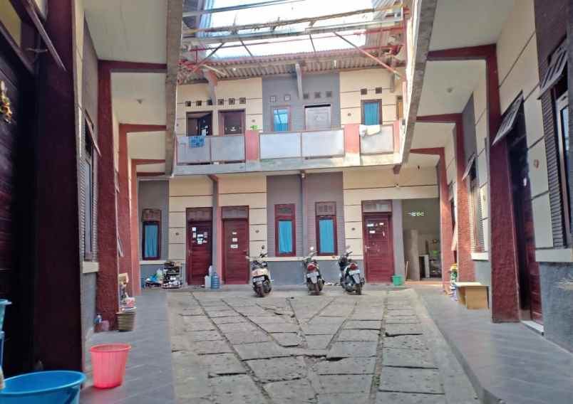 rumah kost aktif tengah ungaran sangat strategis