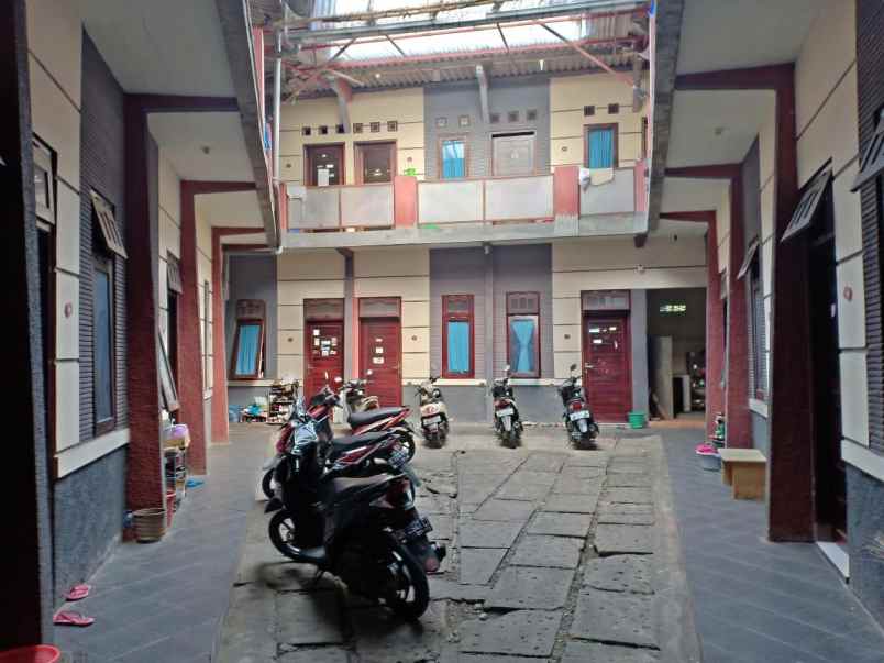 rumah kost aktif tengah ungaran sangat strategis