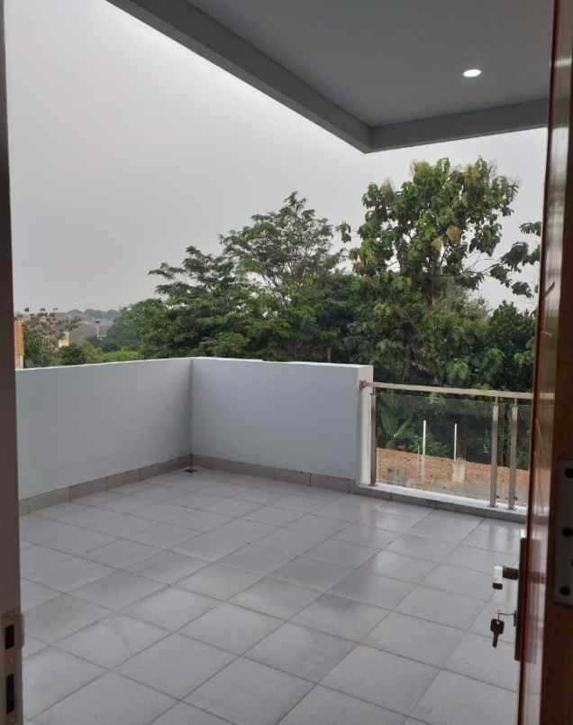 rumah krukut limo depok