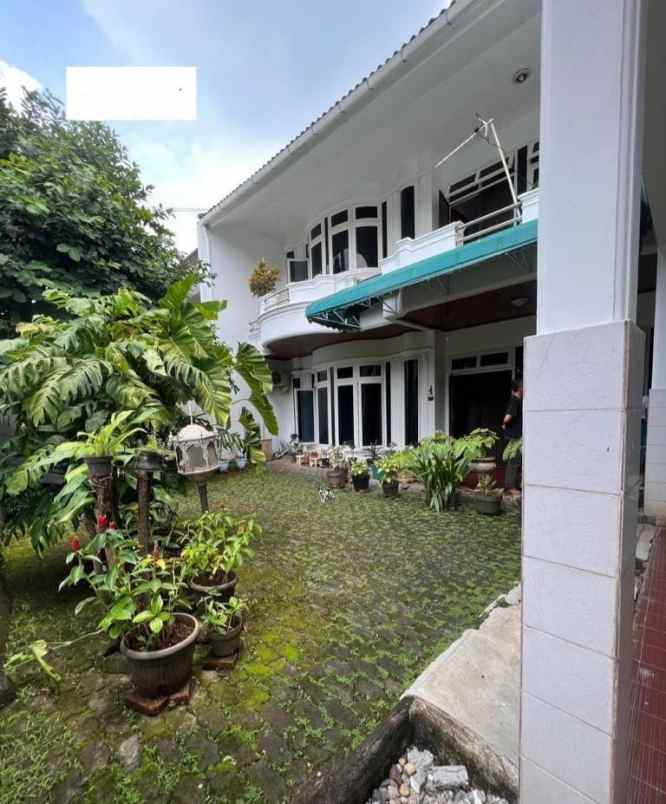 rumah mewah dalam komplek duren sawit jakarta timur