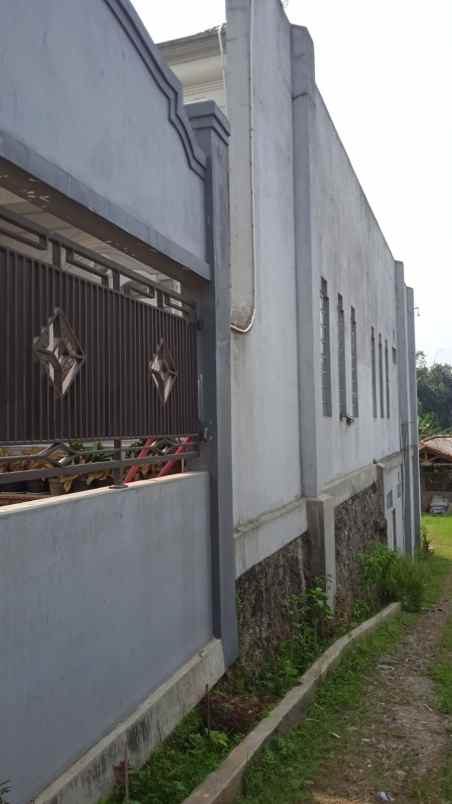 rumah mewah di bandung barat pasirteureup cijenuk
