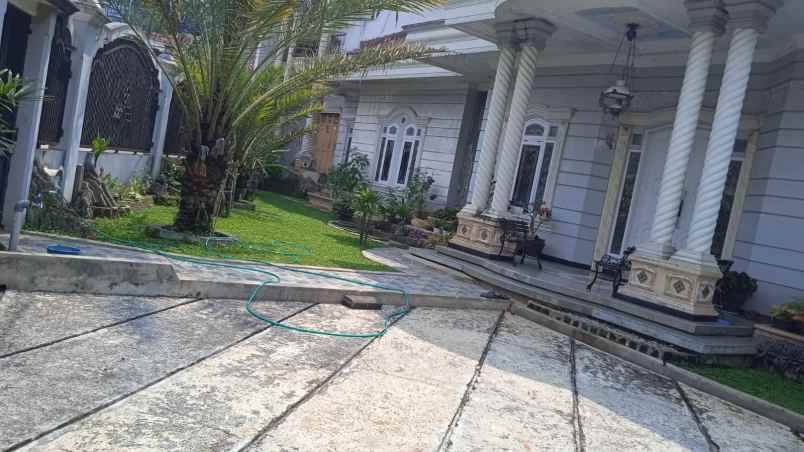 rumah mewah di bandung barat pasirteureup cijenuk