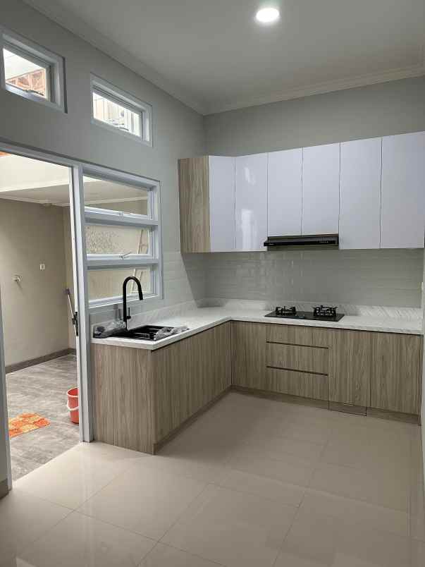rumah mewah di duren sawit jakarta timur