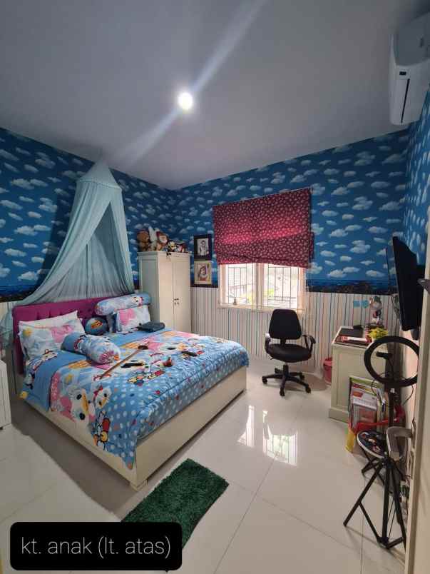 rumah mewah dua lantai siap huni di bsb semarang