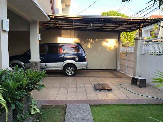 rumah minimalis di araya galaxy bumi permai