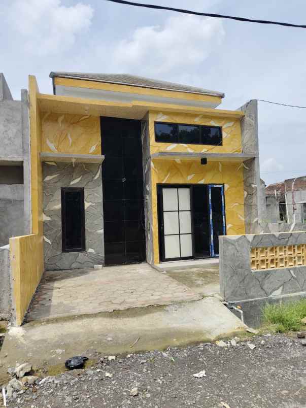 rumah murah cash kredit menganti
