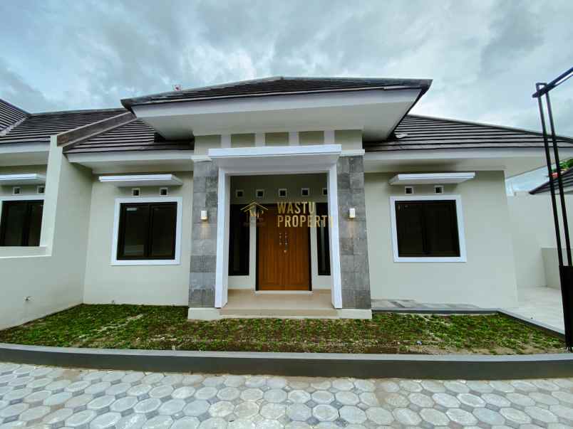 rumah murah siap huni dekat pasar prambanan di kalasan
