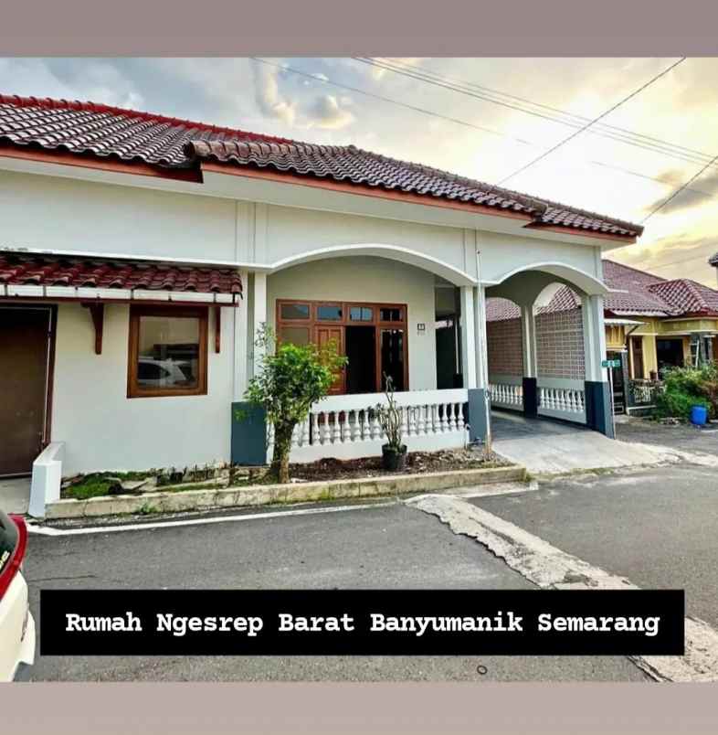 rumah ngesrep barat banyumanik semarang