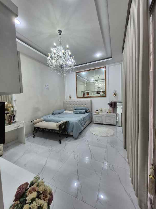 rumah nyaman kolam renang legenda wisata cibubur