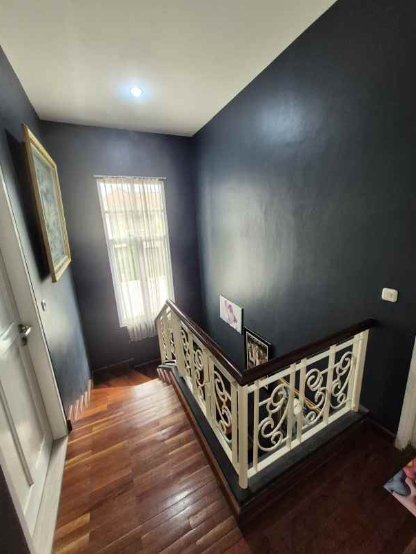 rumah nyaman kolam renang legenda wisata cibubur