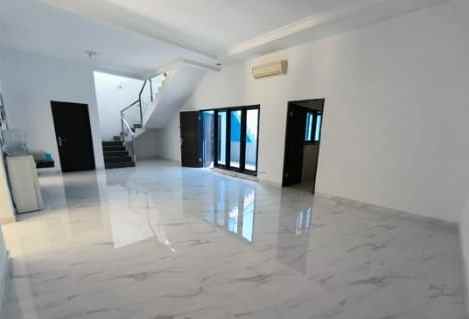 rumah pakuwon city san diego surabaya lt 198m2