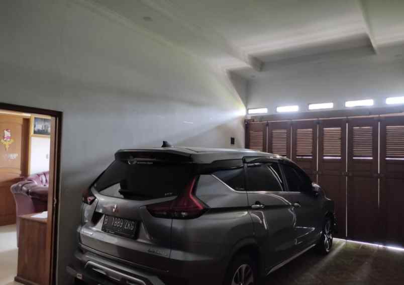 rumah pasir putih