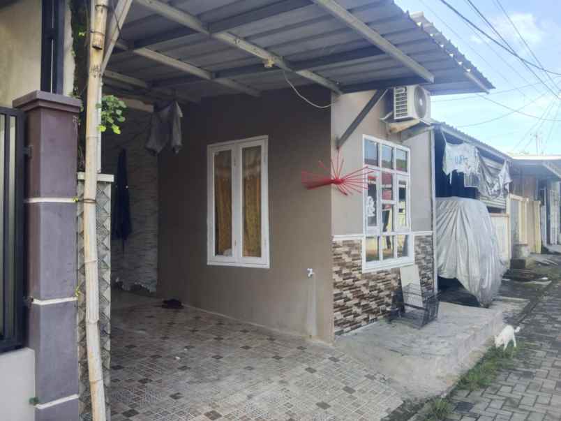 rumah perum siap huni dan strategis