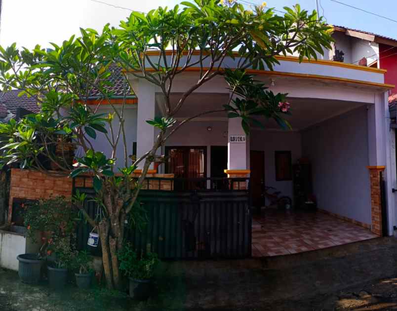 rumah perumahan dukuh zamrud