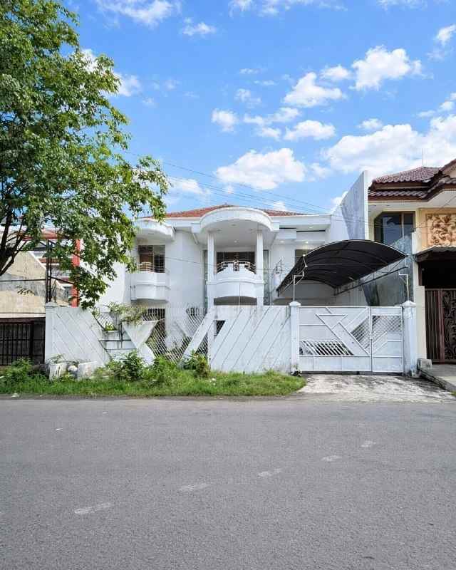 rumah raya manyar jaya strategis murah row 3 mobil