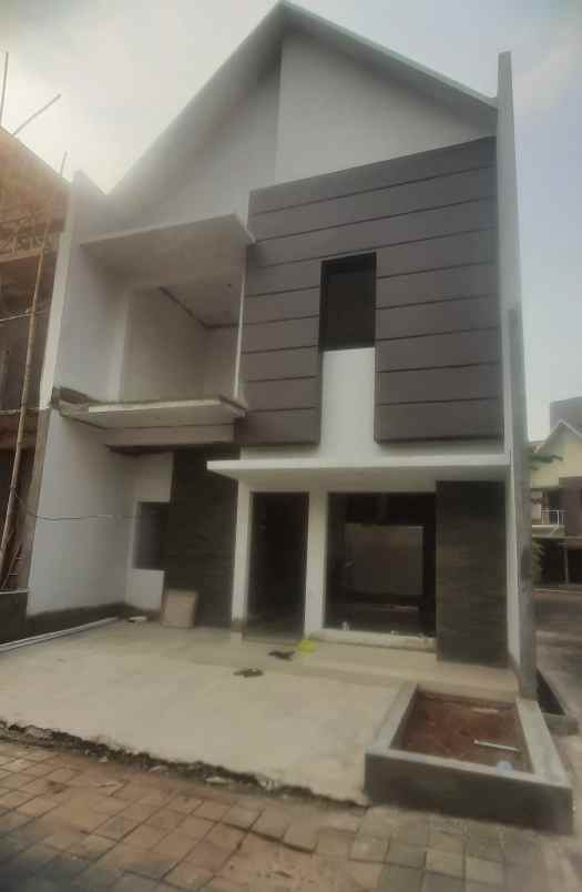 rumah ready 2 lantai siap huni cibubur depok