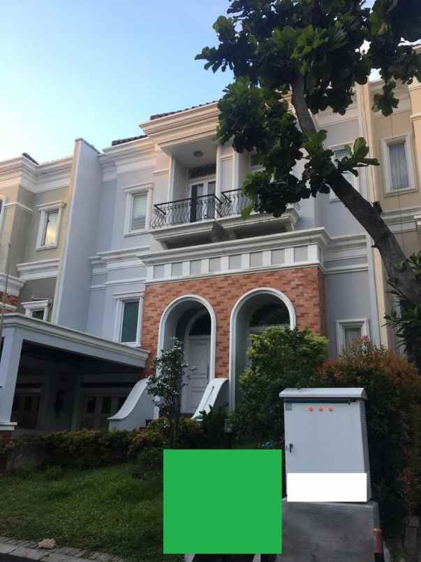 rumah royal gading mansion