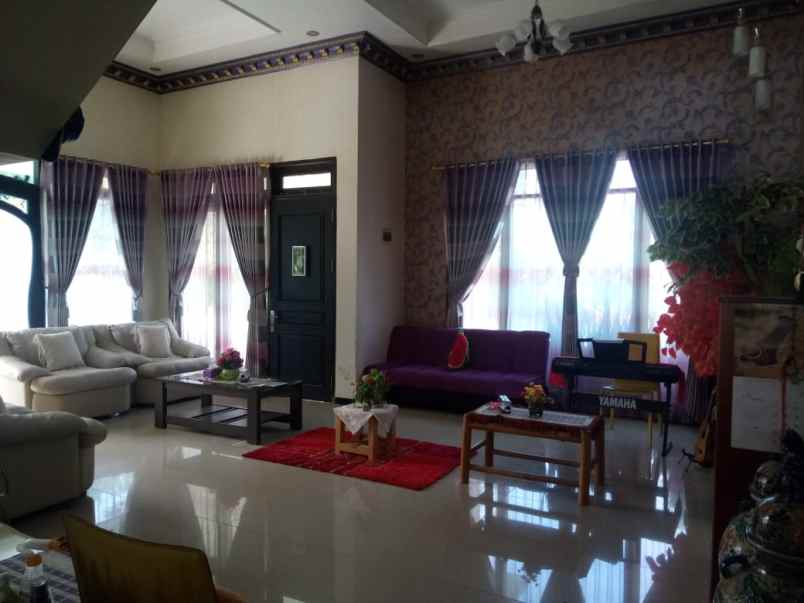 rumah sambaliung kec sambaliung