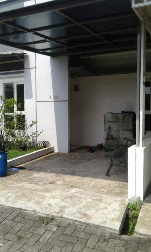 rumah second dalam cluster griya asri cilodong depok