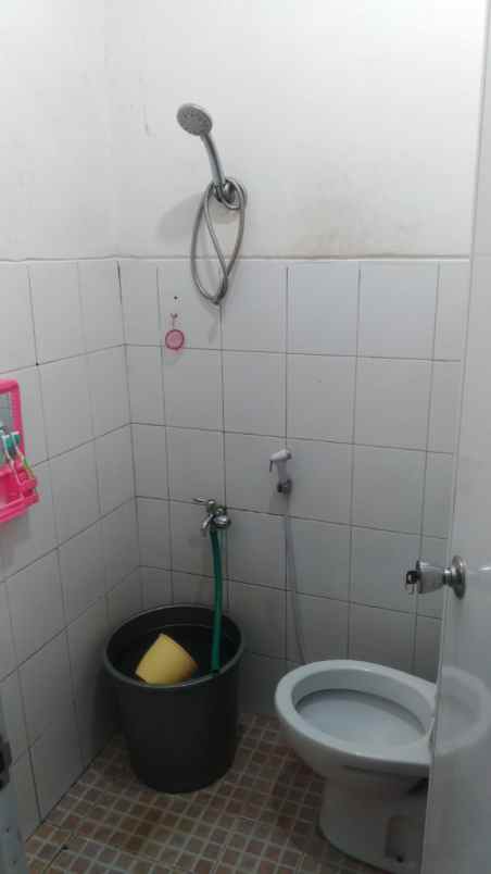 rumah second dalam cluster griya asri cilodong depok