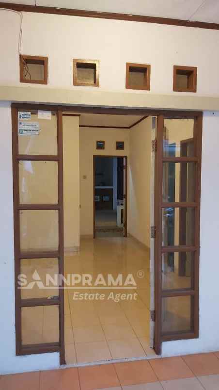 rumah second dalsm perumahan di bojongsari depok