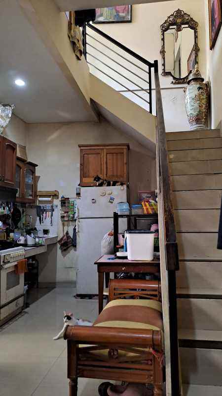 rumah second strategis di kukusan depok