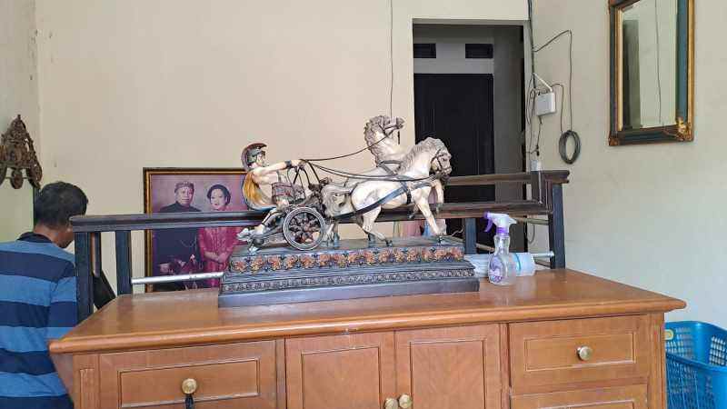 rumah second strategis di kukusan depok