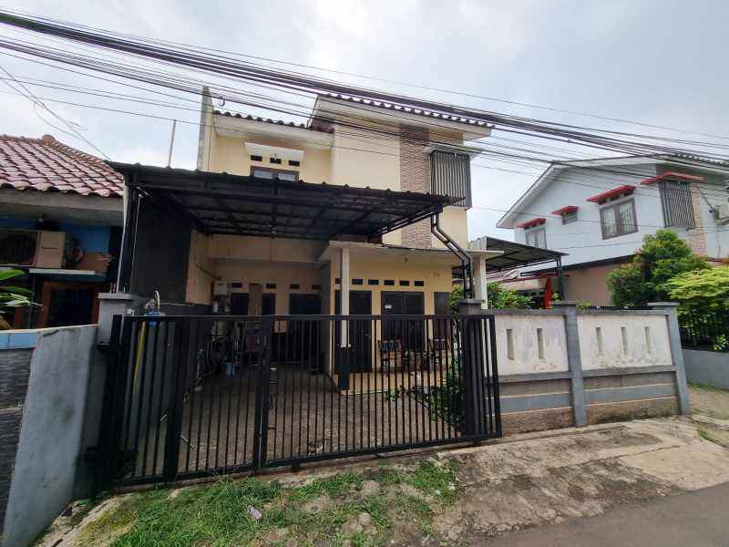 rumah second strategis di kukusan depok