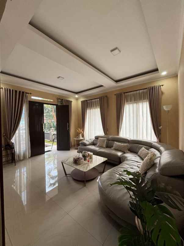 rumah setraduta dekat sarijadi pasteur bandung