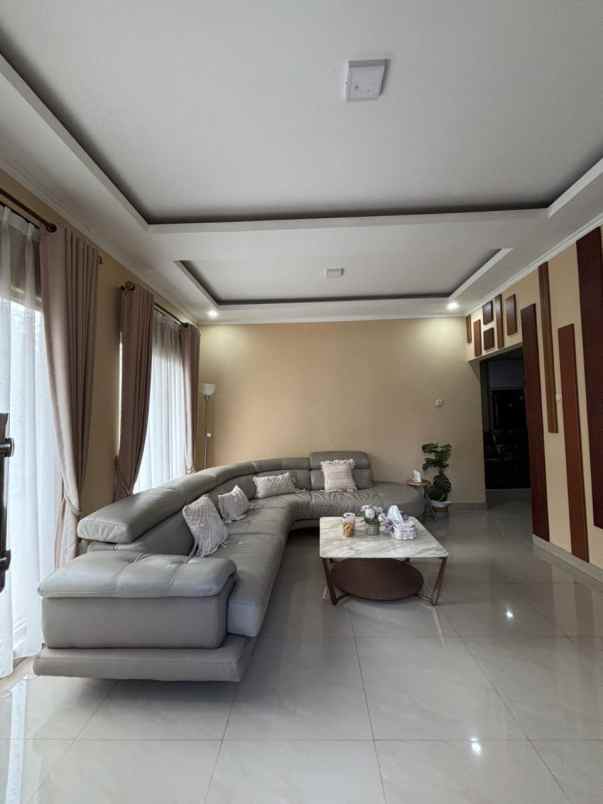 rumah setraduta dekat sarijadi pasteur bandung