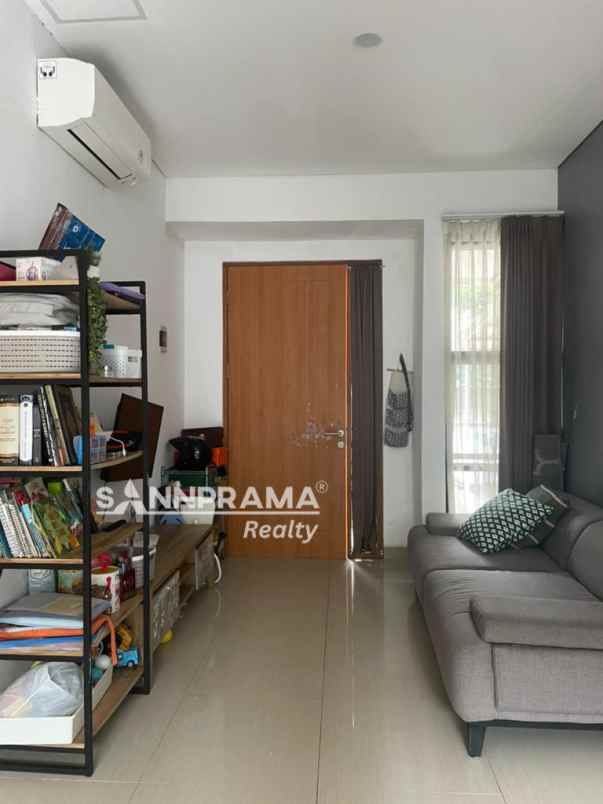 rumah shm 2nd 2 lantai di cluster kelapa dua depok ash