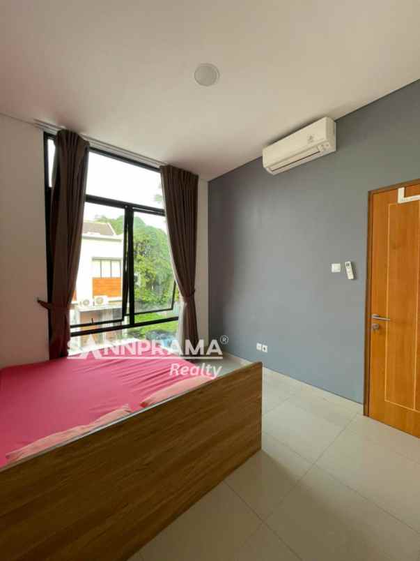 rumah shm 2nd 2 lantai di cluster kelapa dua depok ash