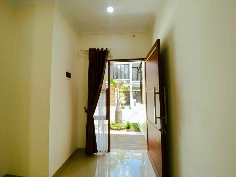 rumah siap huni dengan lingkungan aman dan asri