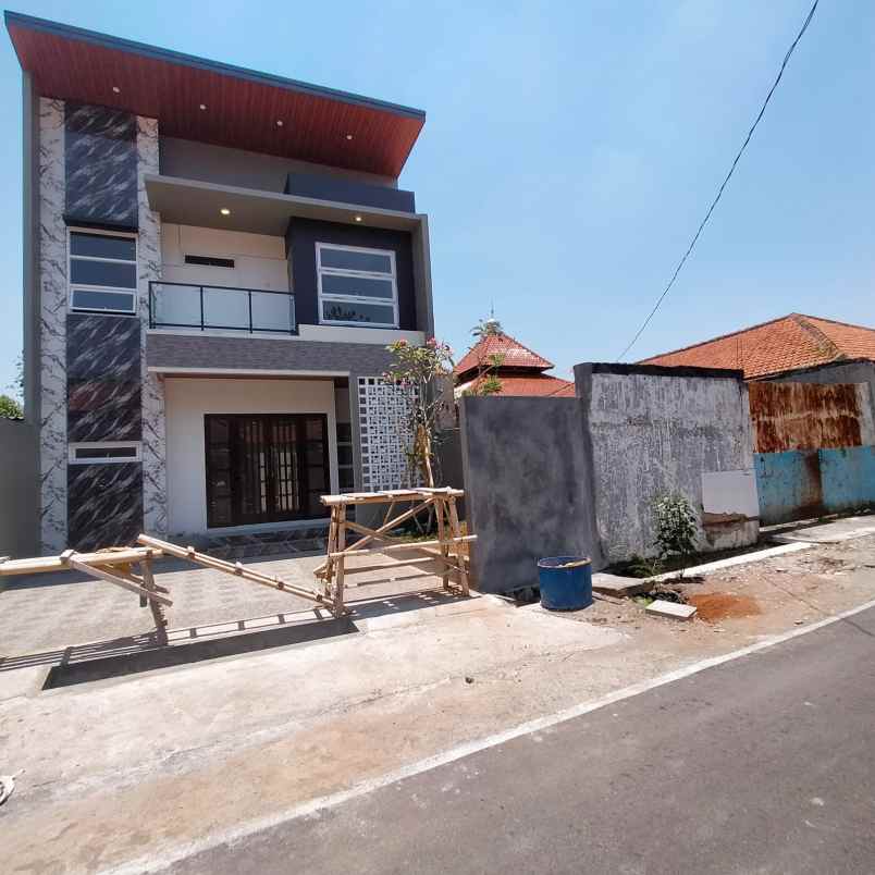 Rumah Siap Huni Di Sampangan Gajah Mungkur Semarang