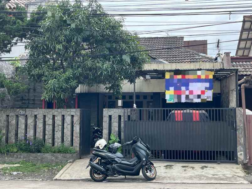 rumah strategis taman cibaduyut indah bandung