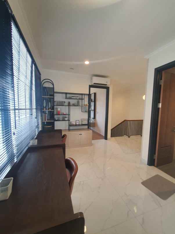 rumah suvarna sutera cluster helios siap huni free ppn