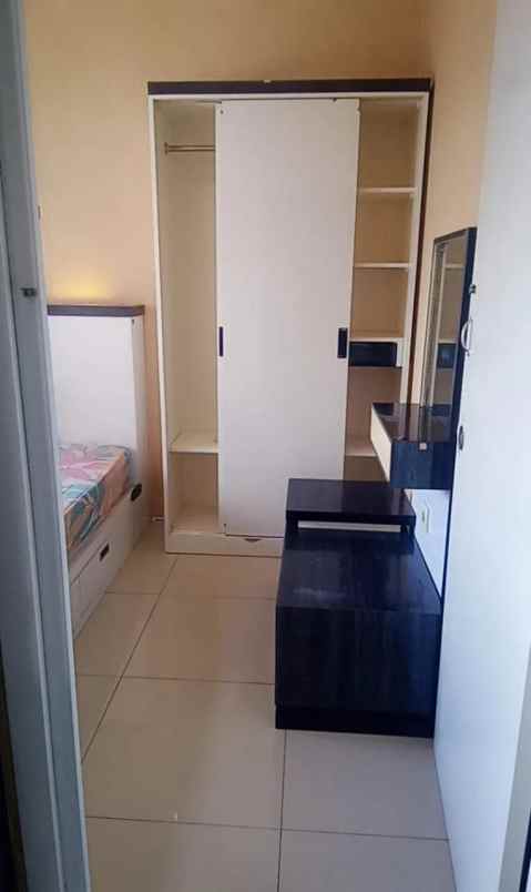 sewa apartemen green pramuka city unit hook