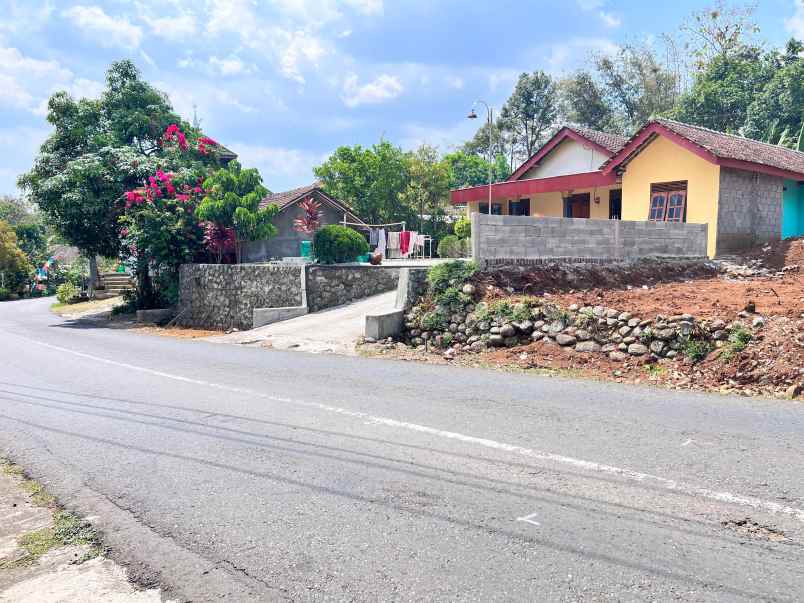 tanah 454m strategis buka usaha karanganyar